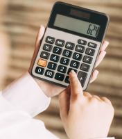 Congés payés et maladie : les salarié·es ne sont pas des variables d'ajustement !